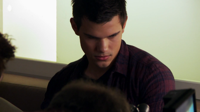 [Extrait] Making Of : Jacob vit avec le clan Cullen