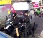 vidéo blague fumigène casque panique réaction