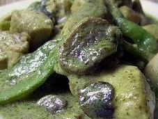 Poulet légumes curry vert
