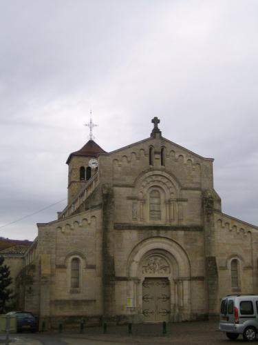 Clément à l'église