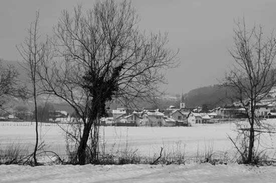 -village-1-n-b.jpg
