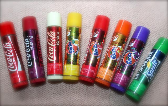 Lip Smacker : des bisous au Coca, Fanta, Sprite, m&m;'s et même Skittles! (et sinon en vrai, ça hydrate?)
