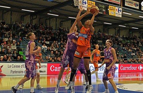 Marielle-AMANT--Bourges--vs.-Tarbes_BourgesBasket.jpg