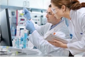 AUTISME: L’âge avancé des deux parents associé au risque – Journal of Autism and Developmental Disorders