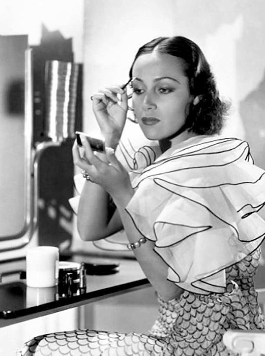 dolores-del-rio-1930s-maquillage.png