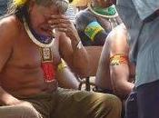 [Disparition peuples autoctones] Brésil Raoni Nouveau West colons armés s’en prennent indiens sentier Guerre…