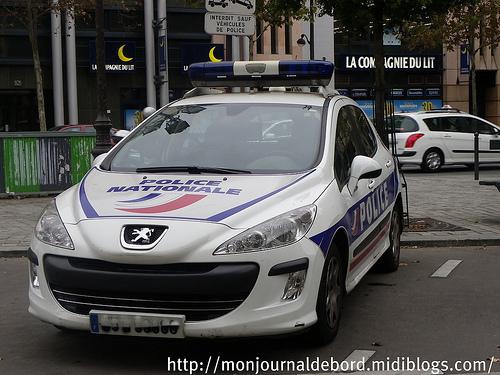 Peugeot Police 01