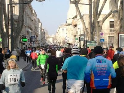 Sur le pont d'Avignon, on s'les pèle !!!!