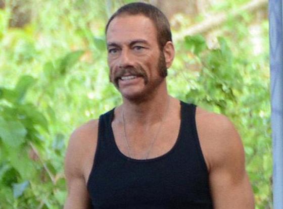 Moustaches seventies Jean Claude Van Damme, Welcome to the Jungle
