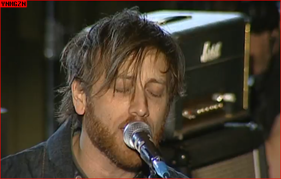 [LIVE] The Black Keys: « Lonely Boy » (Zane Lowe)