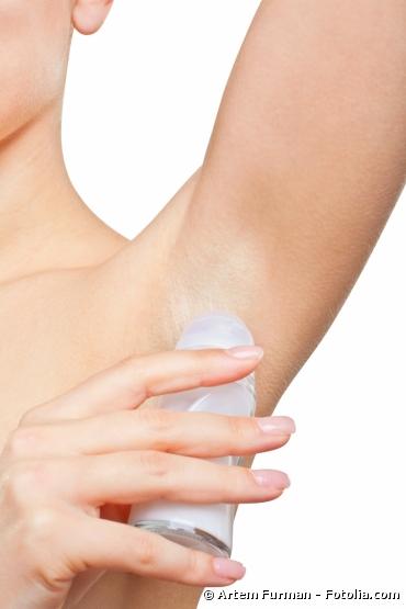 Déodorants à base de sels d'aluminium sur peau rasée : danger !