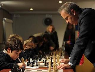 Echecs : Garry Kasparov à Strasbourg