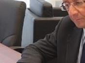 François HOLLANDE "Quand millions chômeurs, valeur travail?"