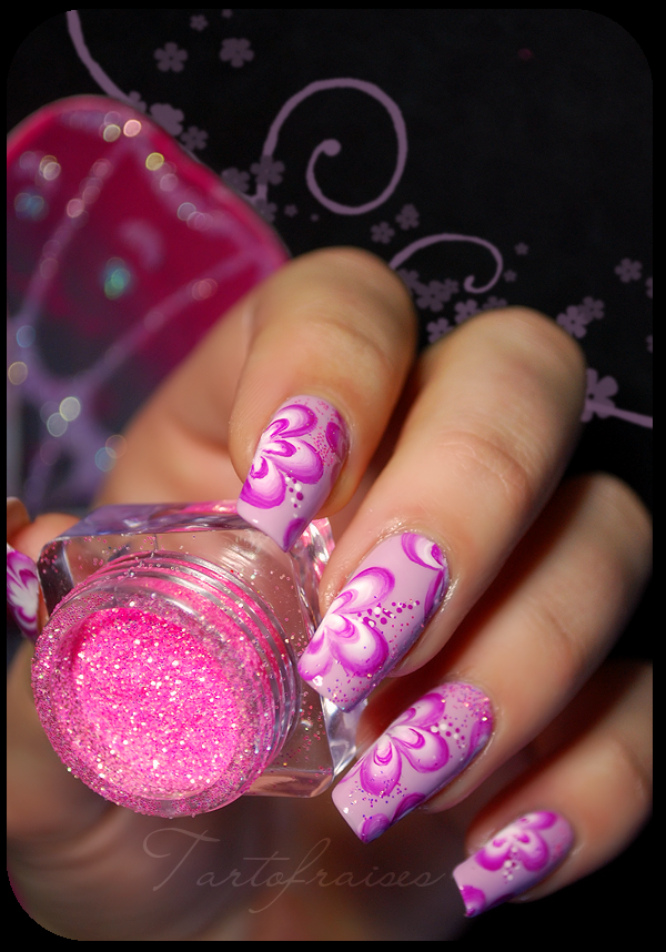 http://tartofraises.nailblogs.net/nailart/OS_LM/LM_one_stroke_moyen_3.png