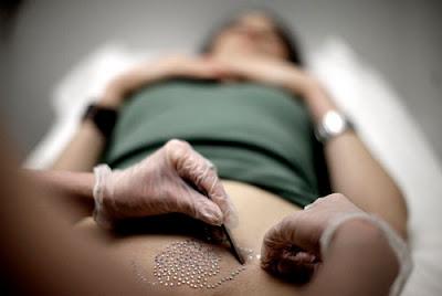 UNE DECOUVERTE ESSENTIELLE : LE VAJAZZLING