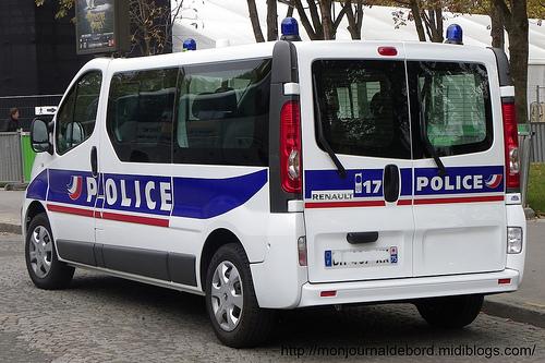 Fourgon Renault Police