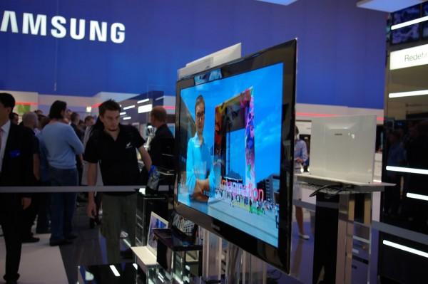 ifa 2008 samsung oled 600x399 Samsung confirme sa transition du LCD à lOLED