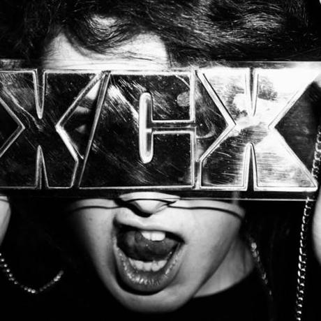 Charli XCX: I’ll Never Know - MP3
Après son petit cadeau...