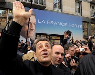 Le petit président people proche du pôple