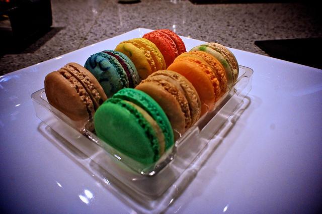 Ça y est ! C'est fait.... anteketborka.blogspot.com_macarons8