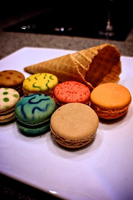 Ça y est ! C'est fait.... anteketborka.blogspot.com_macarons1