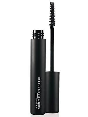 Zoom Waterfast Lash Mascara de Mac bientôt disponible!