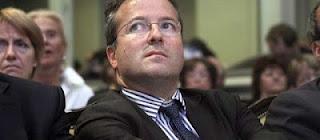 Nicolas Sarkozy confond le chômage et les moulins à vent