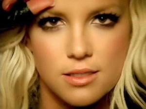 430007 10150640632008234 39677118233 9205280 1929717098 n 300x225 Nouveau message de Britney sur Facebook