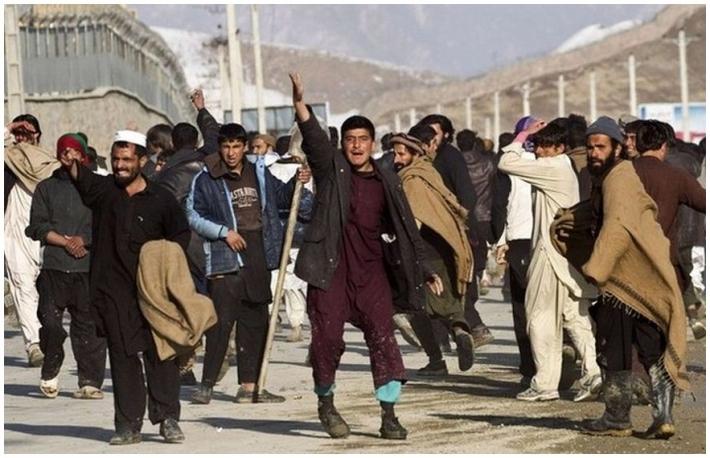 émeutes Kabul fev 2012.jpg