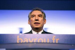 la politique de cabinet de Monsieur Bayrou