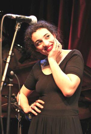 show chet jordana1526A