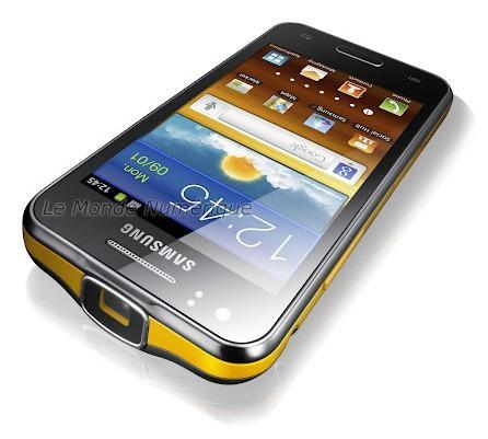 MWC 2012 : Samsung lance le smartphone Galaxy Beam avec un vidéoprojecteur intégré