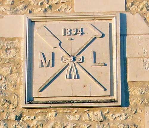 Un blason de boulanger à Manthelan (37)