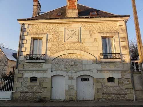 Un blason de boulanger à Manthelan (37)