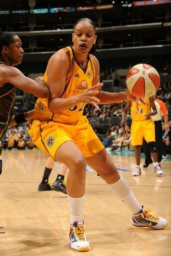 Tina-THOMPSON--Los-Angeles-_jeffpearlman.com.jpg