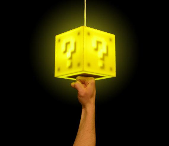 il 570xN.310778482 Super Mario : une lampe Coin Block pour les fans