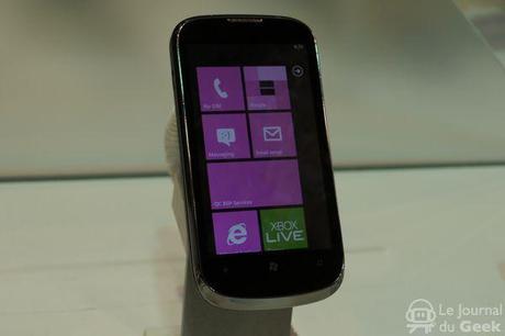 P1030781 ZTE propose lOrbit, le premier Windows Phone avec NFC