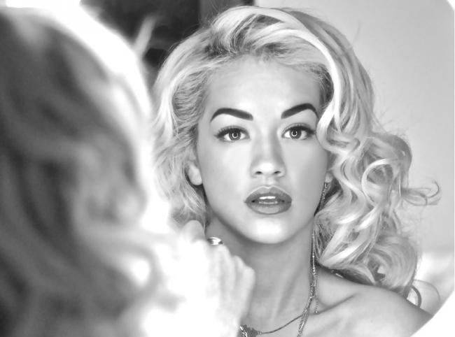 NOUVELLE CHANSON : RITA ORA feat TINIE TEMPAH – R.I.P