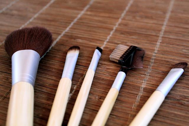 Des pinceaux de qualité et à un prix abordable : EcoTools l'a fait !