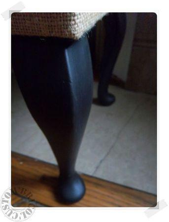 Petite couseuse pieds