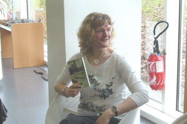 Prix du Marais 2012 : exceptionnellement animé par Nadège, le comité de lecture de la médiathèque l'Odyssée de Lomme a médité sur le Sens du calme et analysé le travail de mémoire du Correcteur