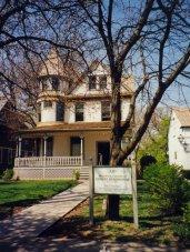 Ernest Hemingway,  mise en vente de sa maison natale à Oak Park, Chicago