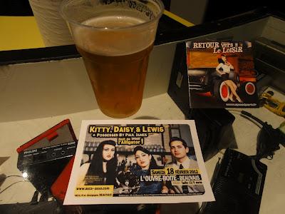 Kitty, Daisy & Lewis live