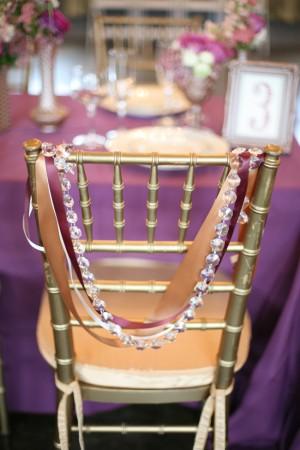 decoration de chaise de fetes avec du ruban