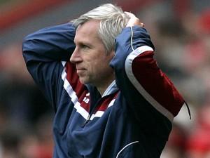 Pardew fustige les cadres de Chelsea