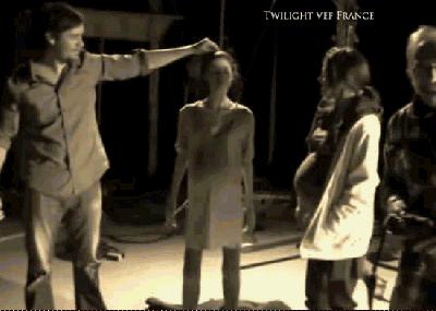 Kristen Stewart se claque sur le tournage de Breaking Dawn !