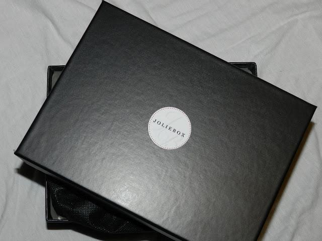 ZOOM sur la JOLIEBOX
Vous avez sûrement... ZOOM sur la JOLIEBOX
Vous avez sûrement...