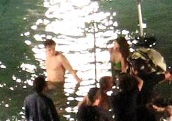 New/Old pics du tournage aux Iles Vierges !