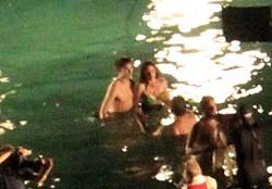 New/Old pics du tournage aux Iles Vierges !