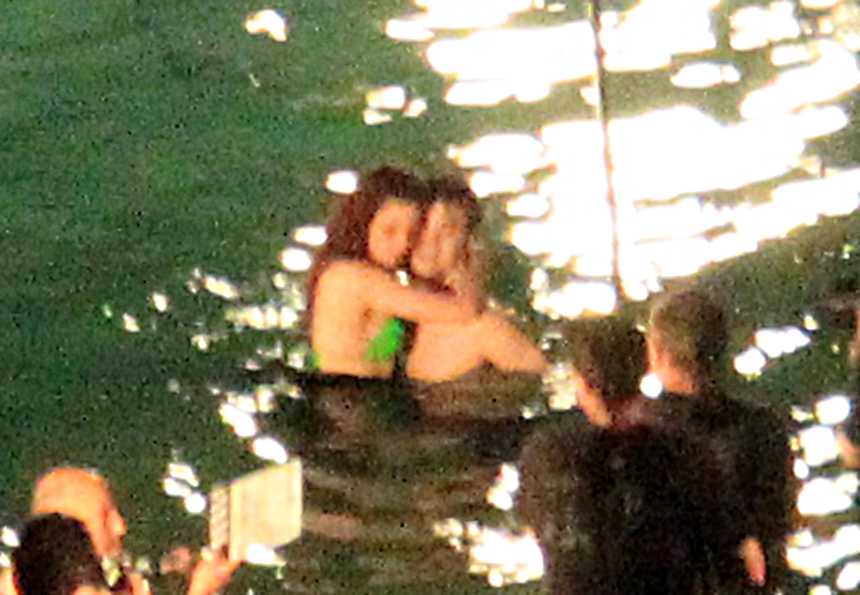 New/Old pics du tournage aux Iles Vierges !